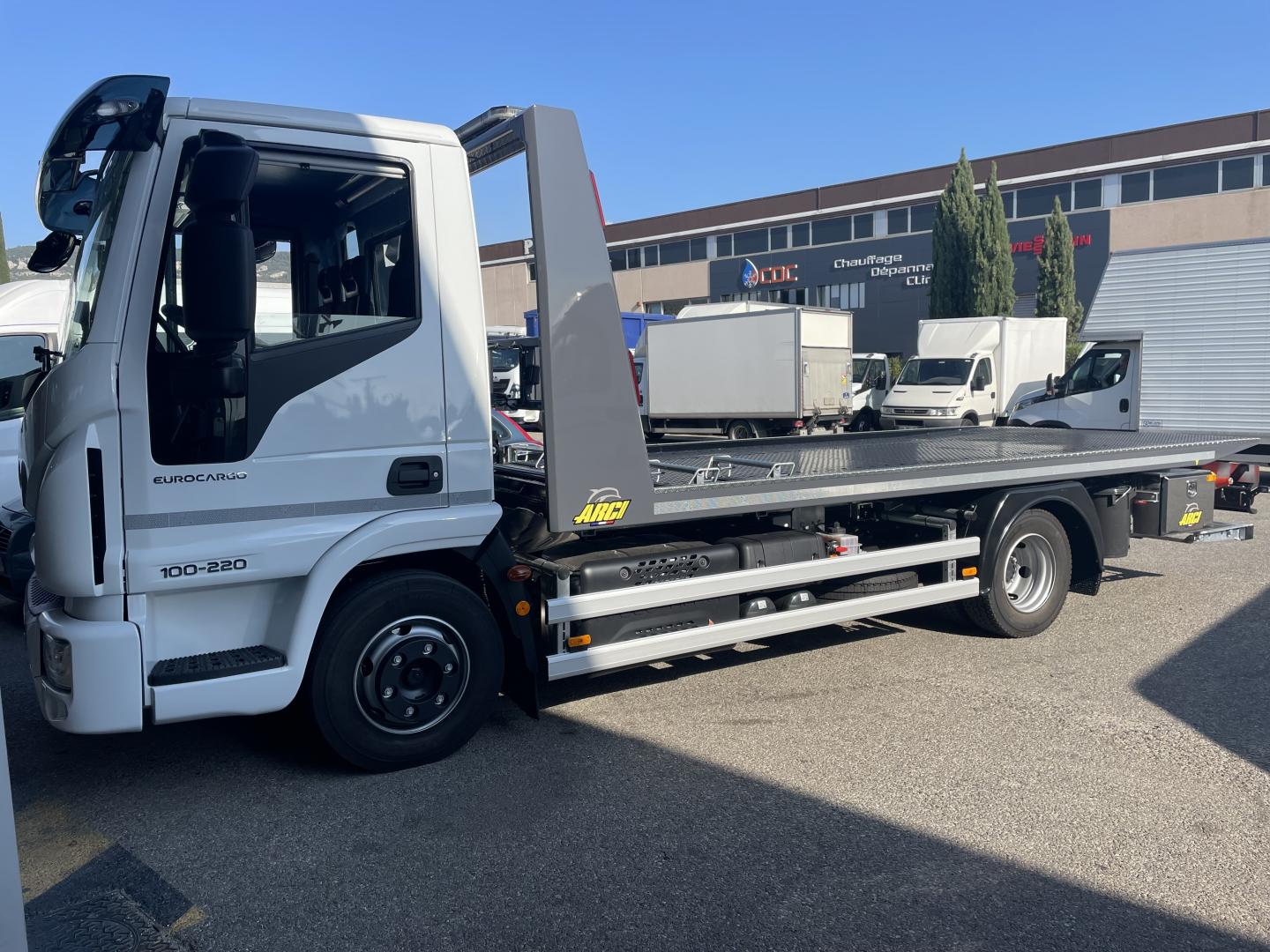Dépannage auto Pièces auto La Farlède